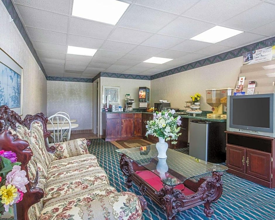 Rodeway Inn