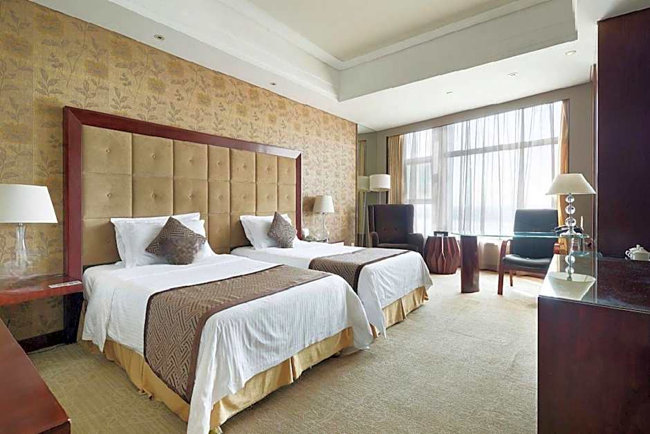 XinHua JianGuo Hotel