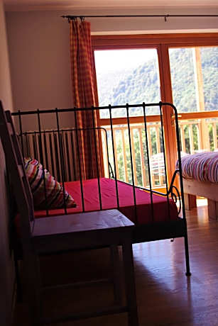 Triple Room with Mountain View