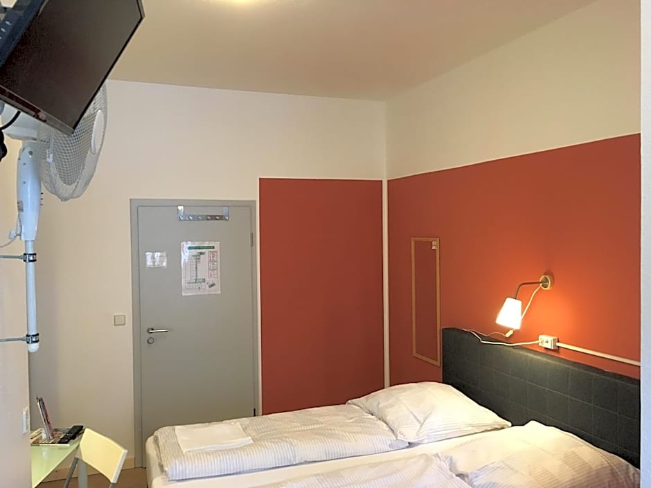 Gästehaus Kaiserpassage- Ihr Cityhostel