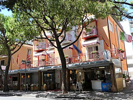 Hotel Madison