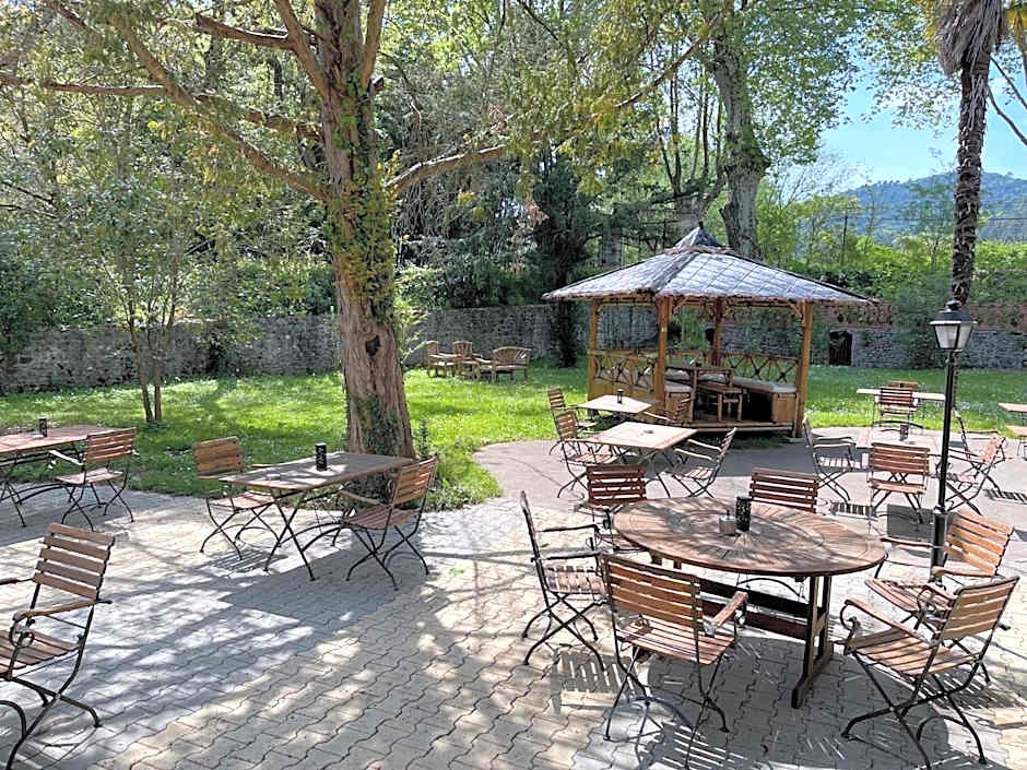 Logis Hotel Le Domaine de la Régalière