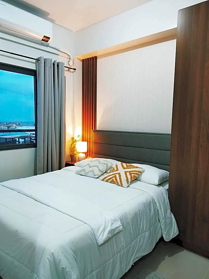 2BR SMDC Bloom Residences Near NAIA Wi-fi +Netflix