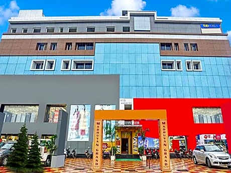 FabHotel Madhuvan Grand