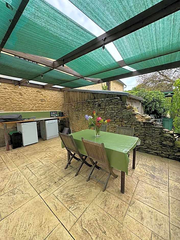 Chambres d'hotes Le Chevrefeuille – Meyrals, VA