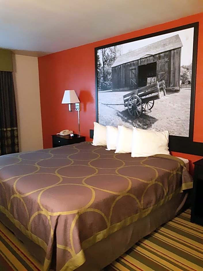 Super 8 by Wyndham Mound City