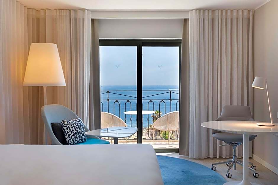 Photo 1 of 5 of Executive Family, Sea View