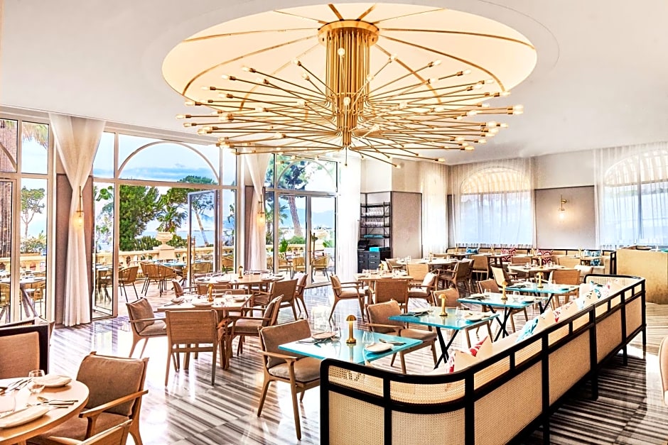 Carlton Cannes, a Regent Hotel