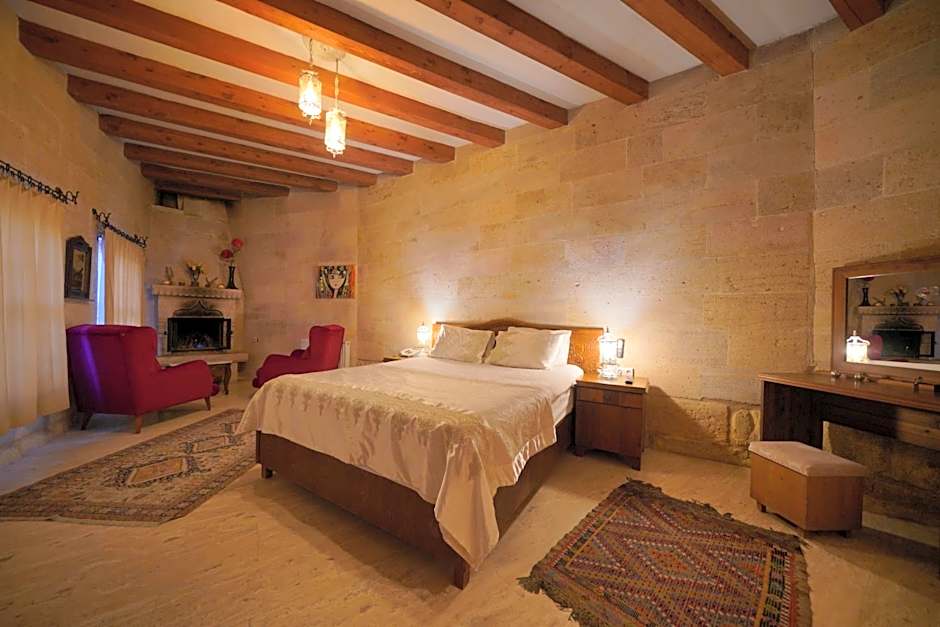 Salkım Cave House