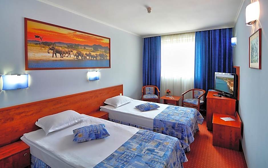 Aqua Hotel