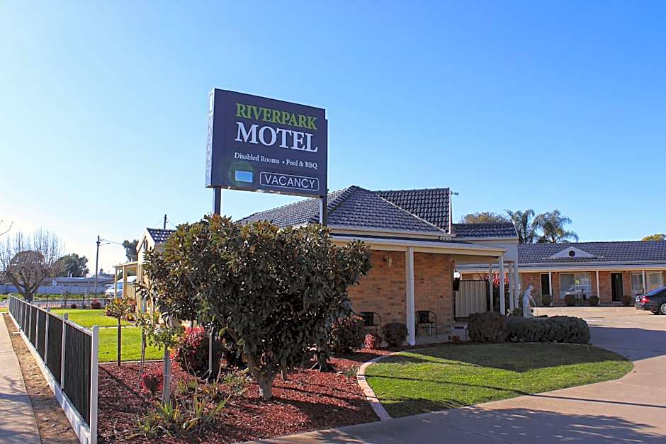 RiverPark Motel