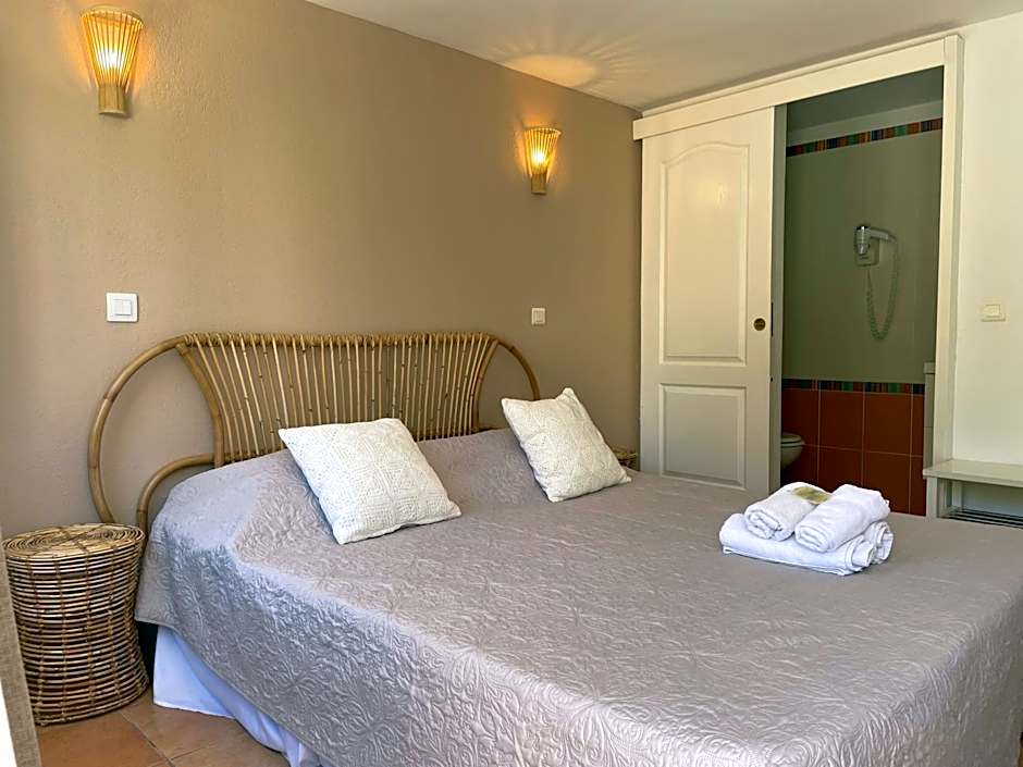 "Cap Riviera" Hotel & Restaurant Saint Aygulf