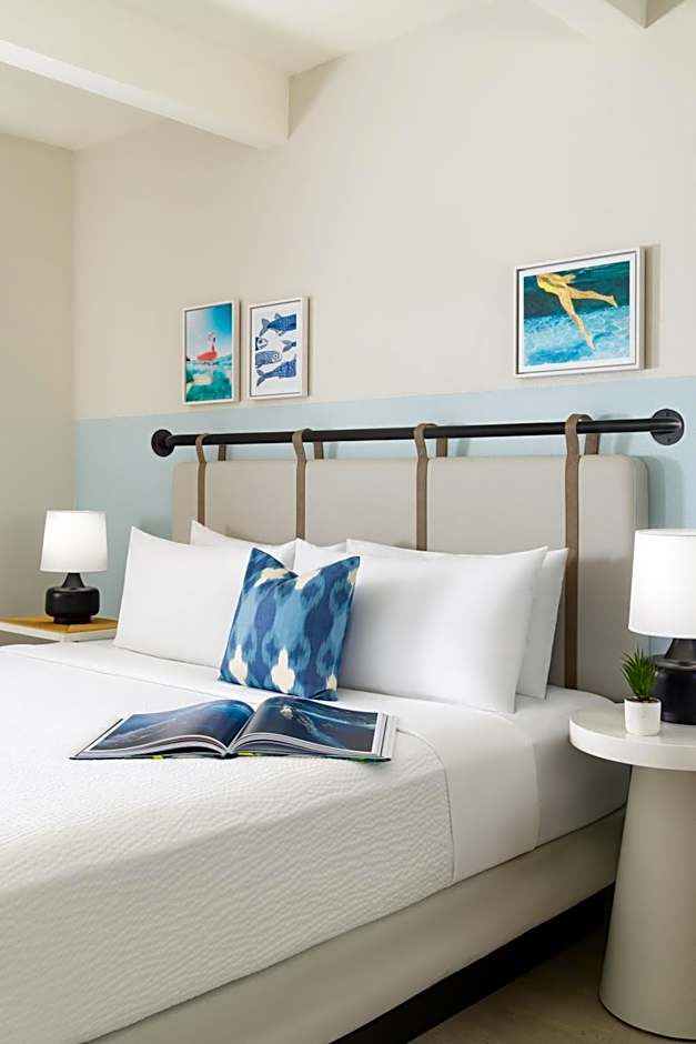 Blue Flamingo Resort Key West