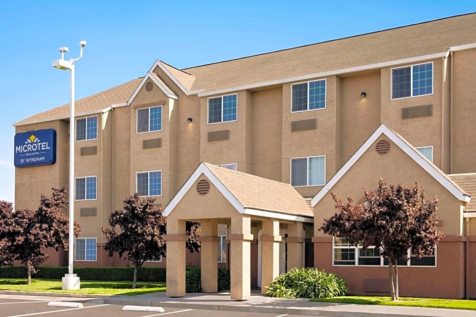 Microtel Inn & Suites Lodi