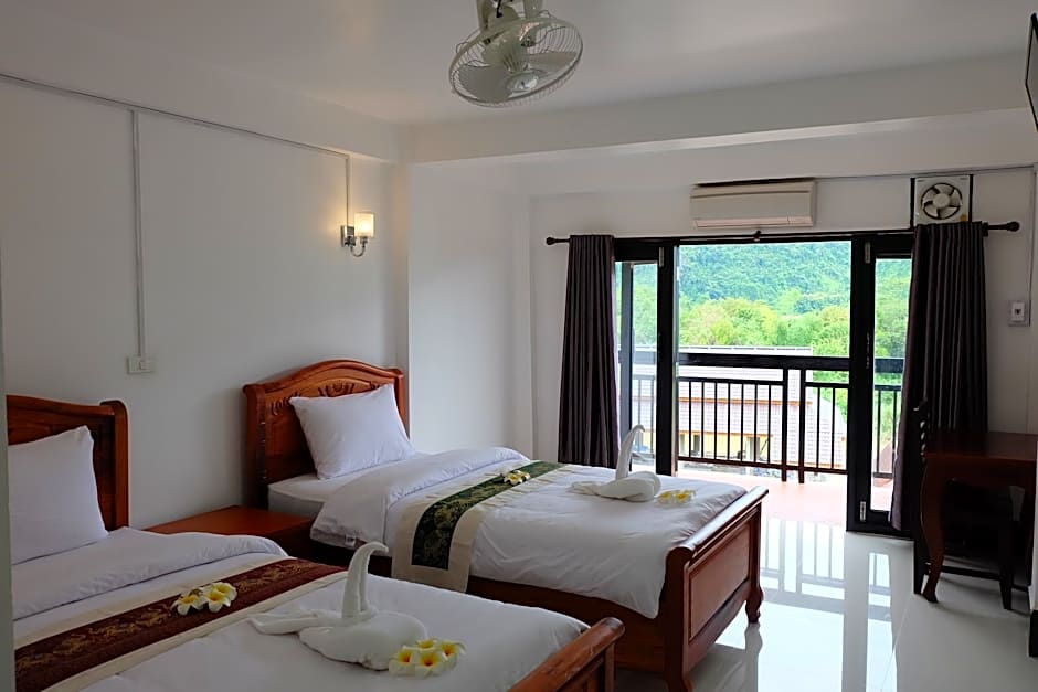 Grandview Riverside Hotel