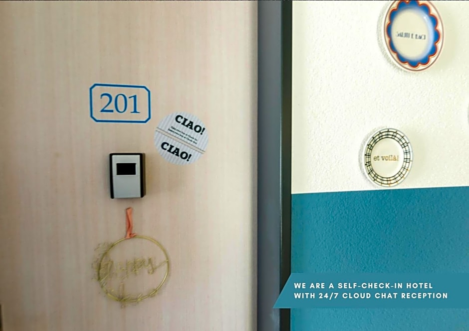 becozy du Lac Self-Check In Hotel Riviera Edition