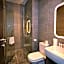 Urban H Hotel