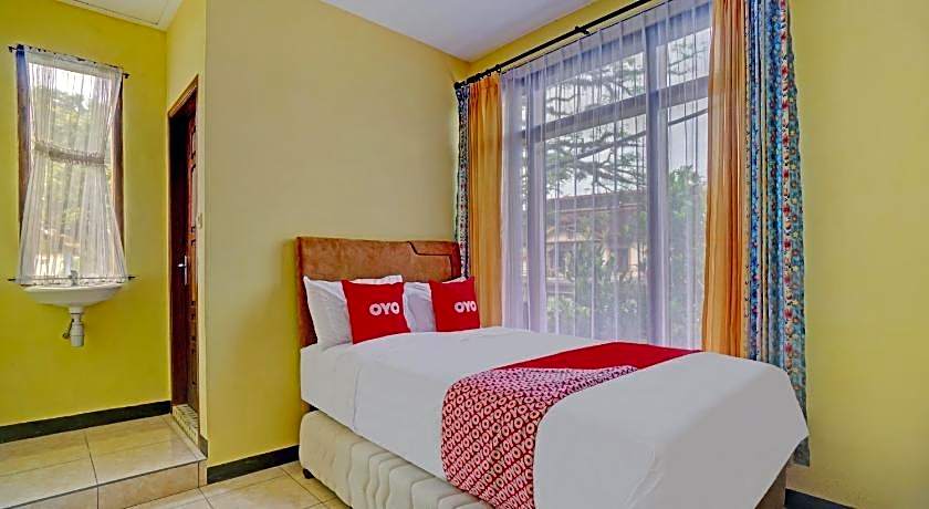 Hotel O Harwin Homestay