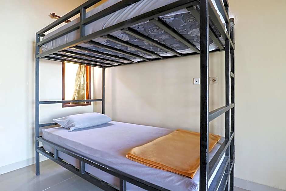 Hang Five Canggu Hostel