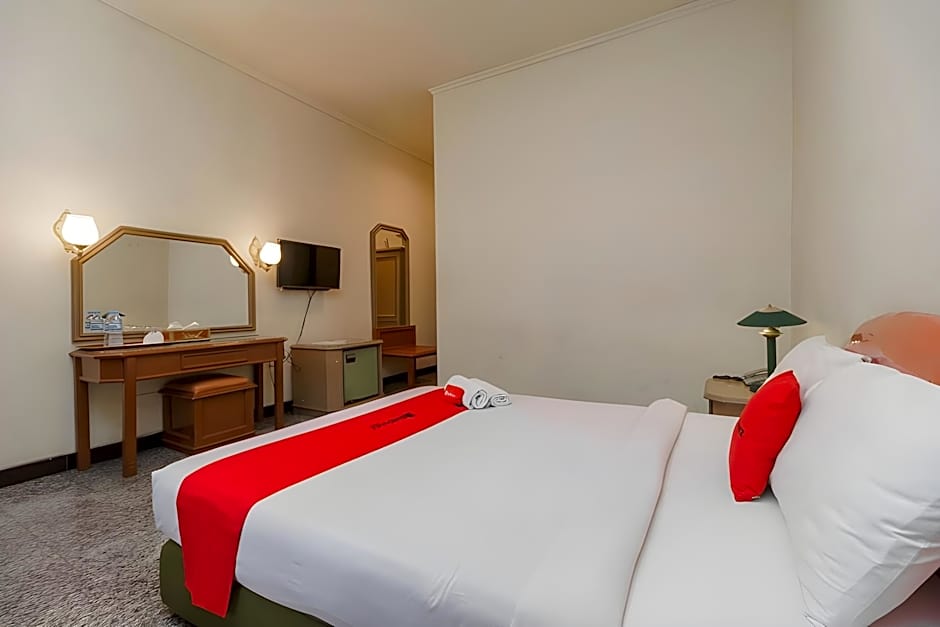 RedDoorz near Transmart Pangkal Pinang