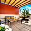 Acacia Suite