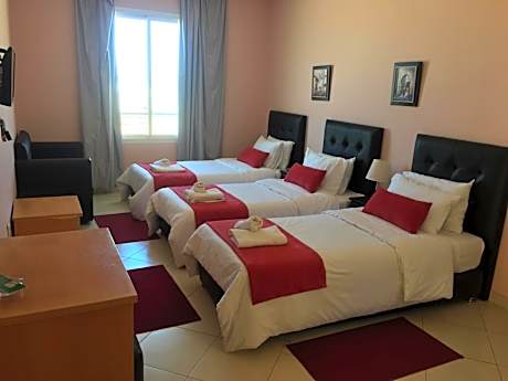 Standard Triple Room with Sea View