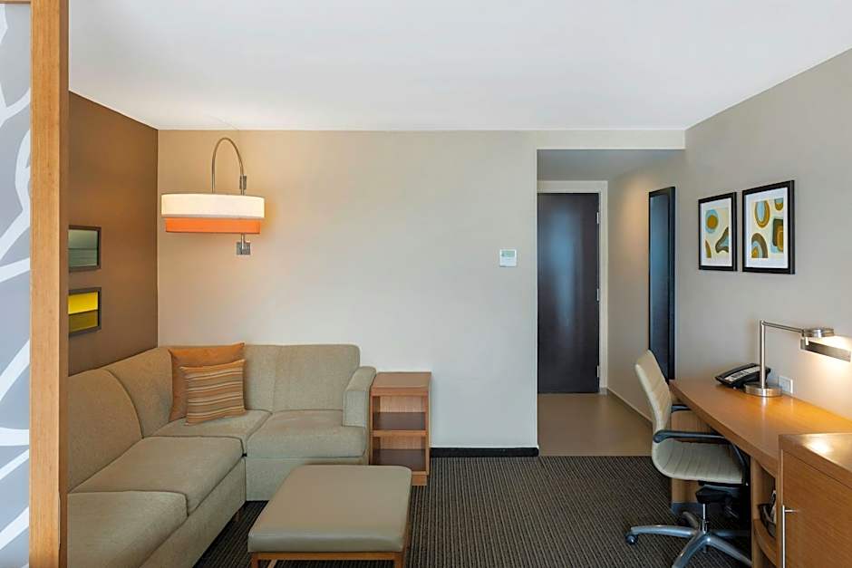 Photo 1 of 12 of Deluxe Premium 2 Queen Beds with Sofabed Guestroom, Marina View, Balcony