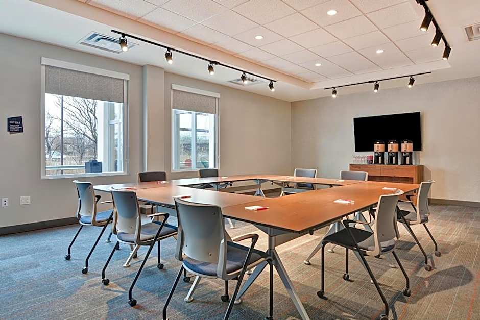 Aloft Secaucus Meadowlands