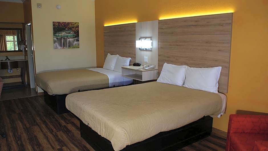 Home Town Inn & Suites