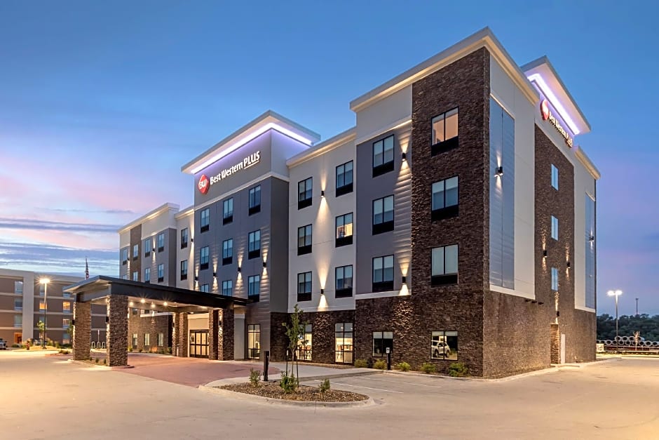Best Western Plus Coralville Hotel