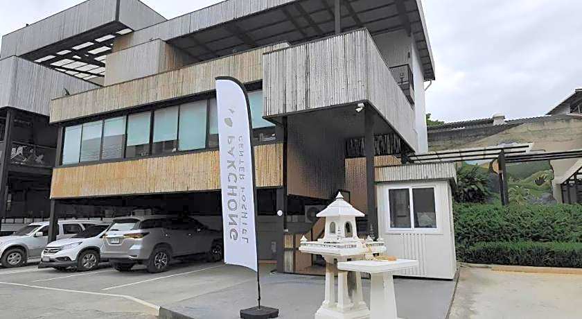 Pakchong Center Poshtel