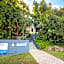 Noosa River Sandy Shores Hotel