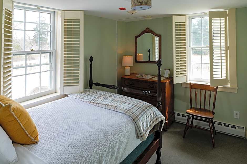The Historic General Stanton Inn