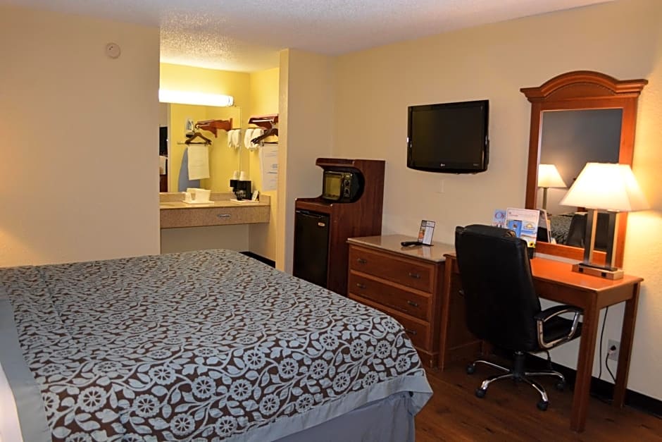 Days Inn by Wyndham Jacksonville NC