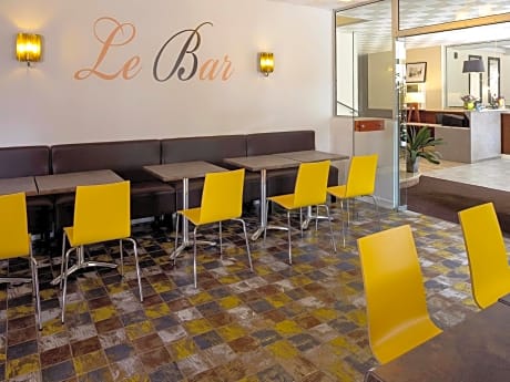 Logis Hotel Les Cedres Joyeuse