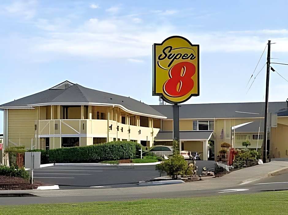 Global Inn
