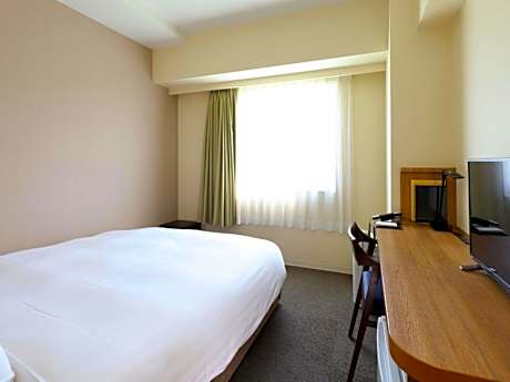 Queen Room - Non-Smoking