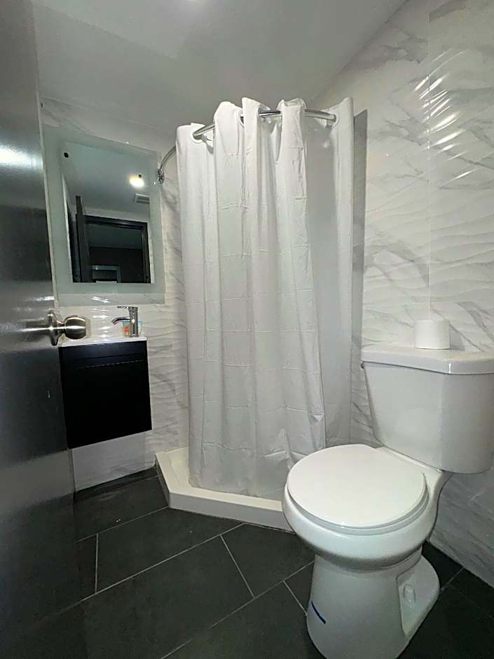 Hotel Mirage Brooklyn