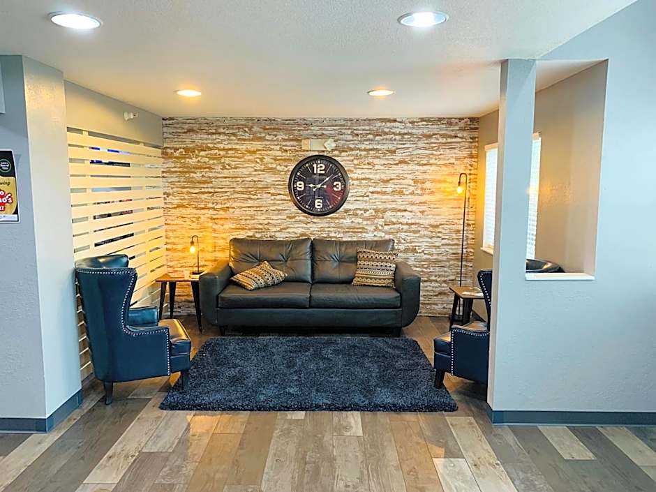 Ramada Limited Bloomington