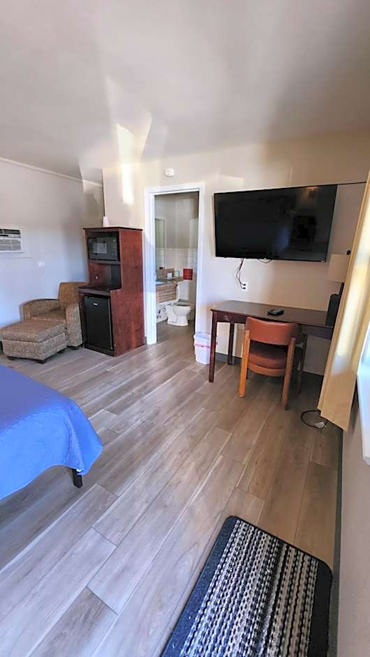 Golden Arrow Motel