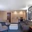 Super 8 by Wyndham Naples