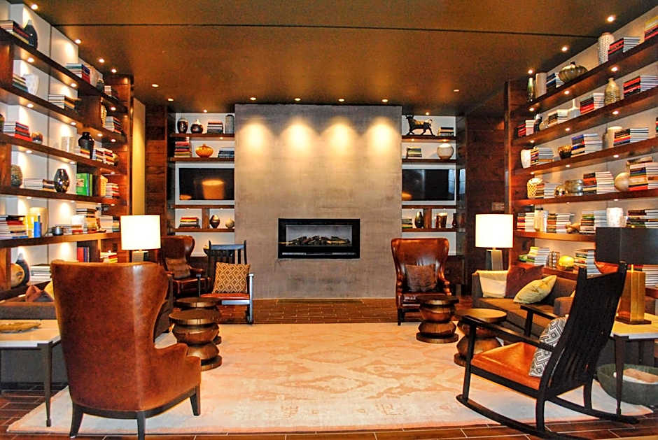 DoubleTree by Hilton Hotel Reading