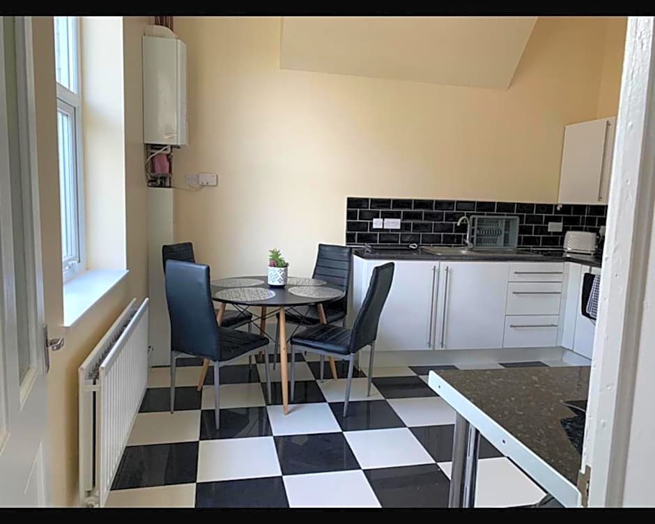 Marley Mansions Clarendon 65