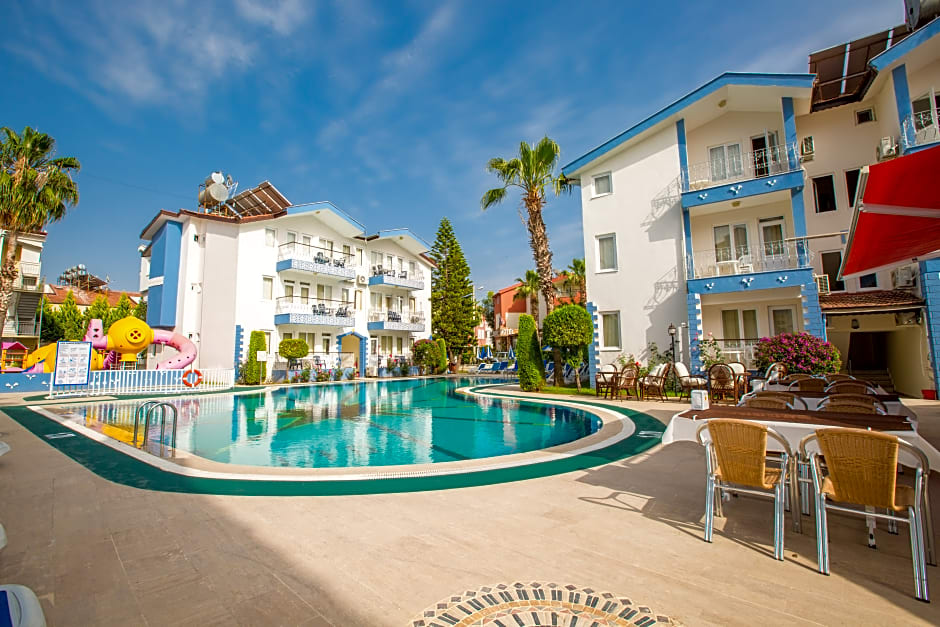 Side Papaya Apart Hotel