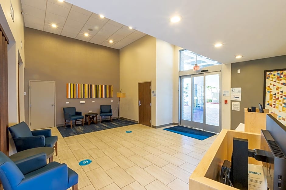 Holiday Inn Express Anaheim West By IHG