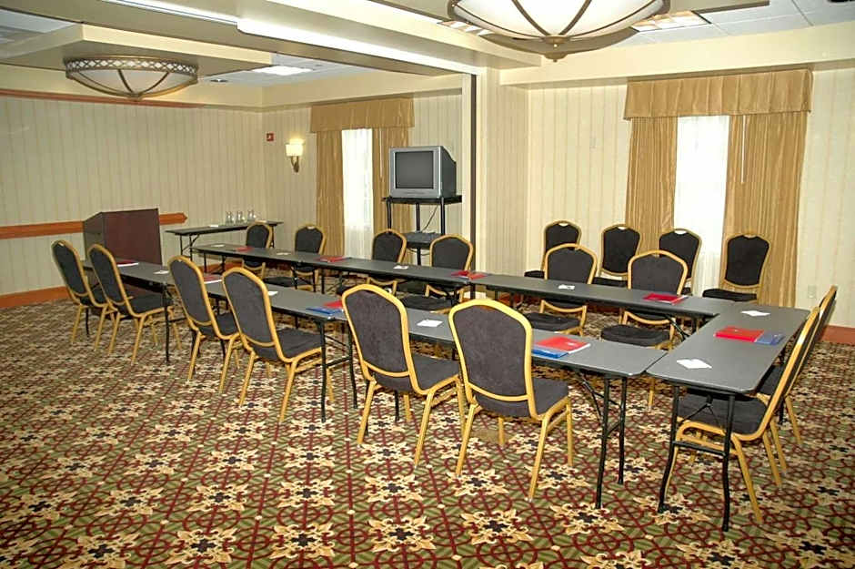 Hampton Inn By Hilton Easton