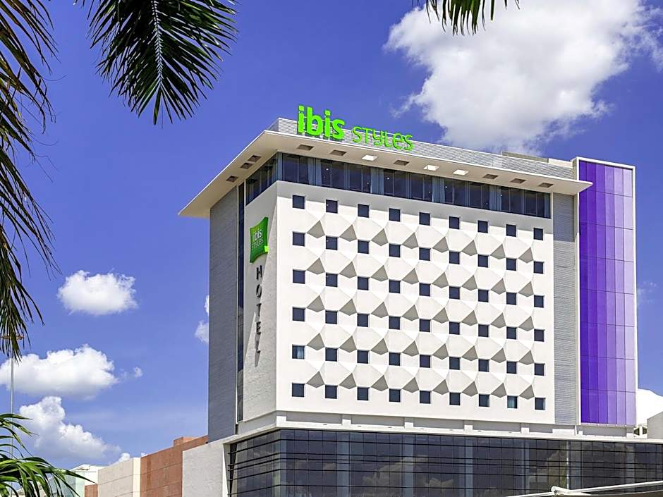 ibis Styles Merida Galerias