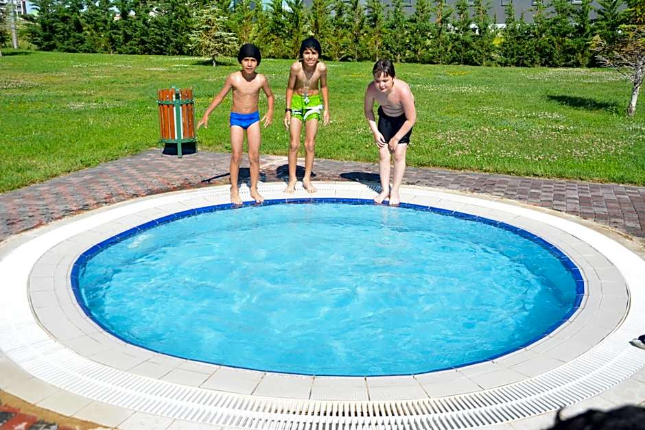 GARDEN KALE THERMAL HOTEL