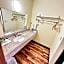 Regency Inn Iola