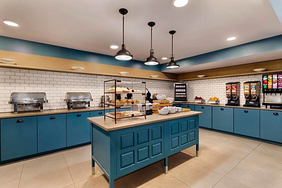 Country Inn & Suites by Radisson, Sevierville, TN